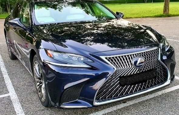 Lexus LS