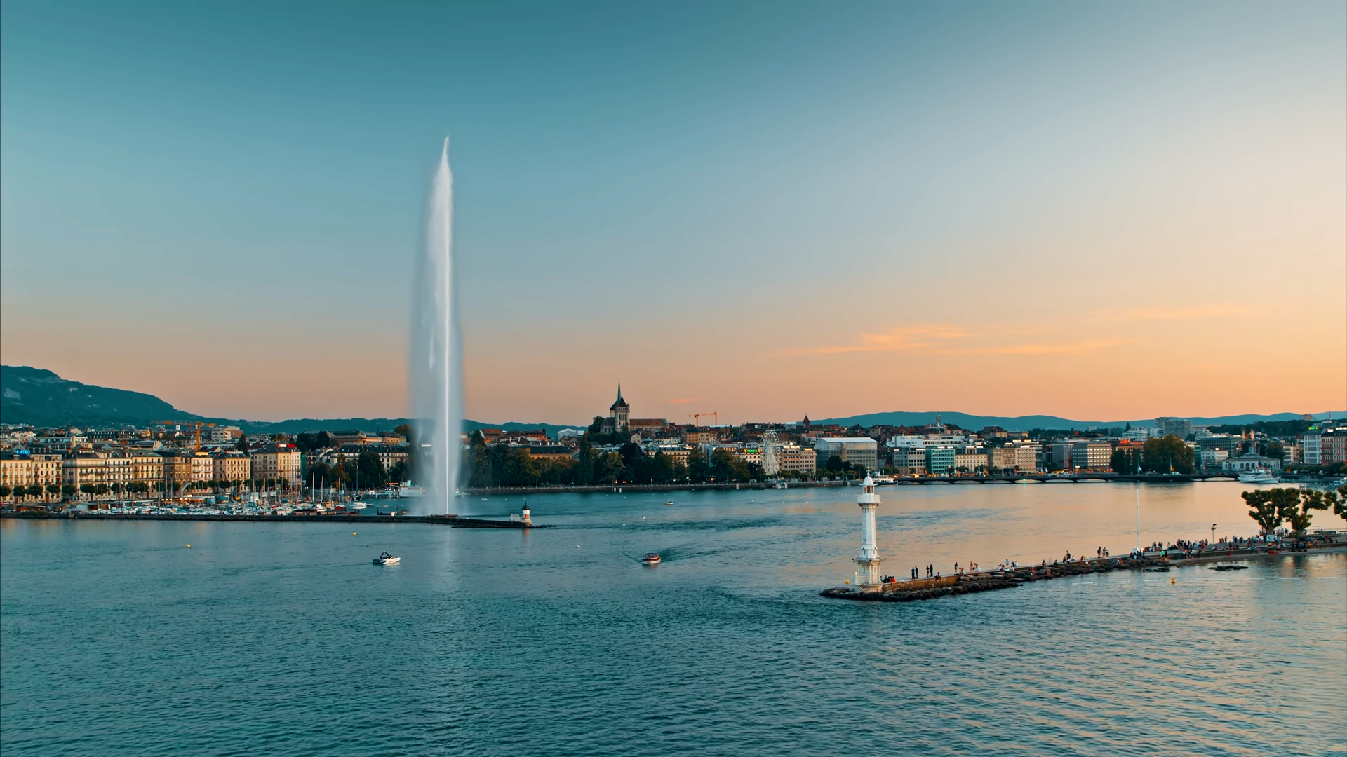 Private city tours from Geneva