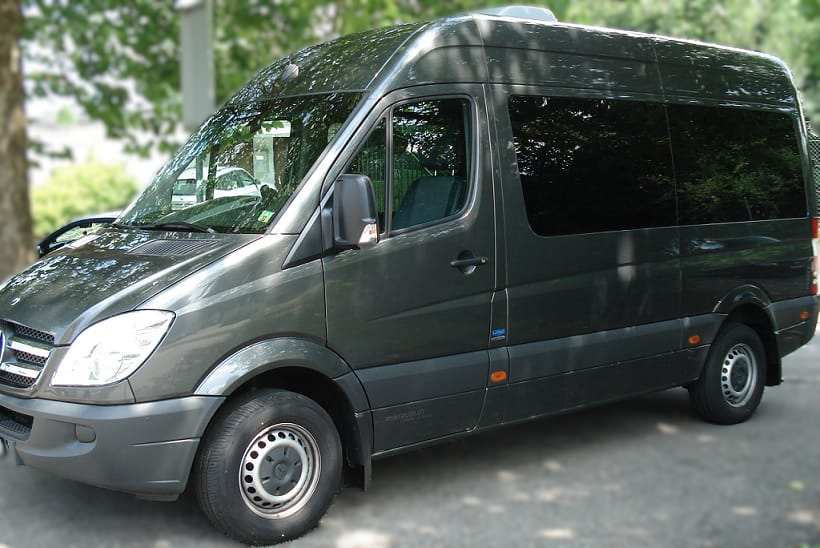 Mercedes Sprinter minibus